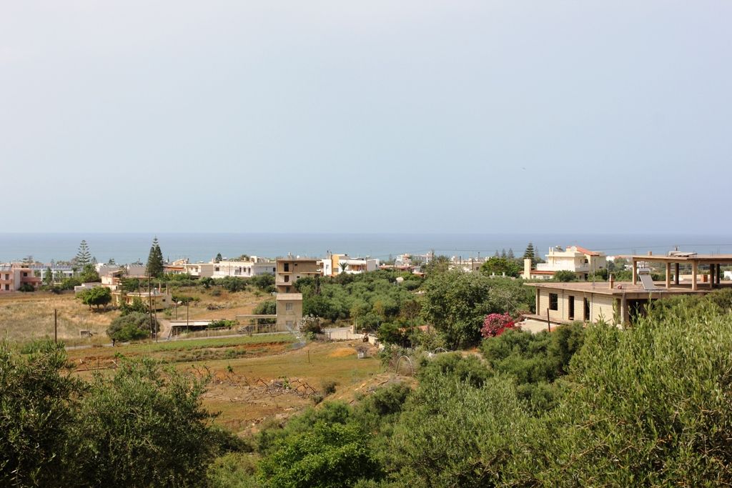 Land in Rethymno, Greece, 8 200 sq.m - picture 1