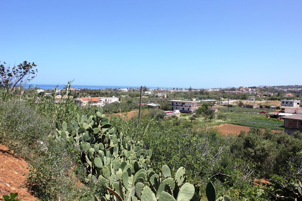 Land in Rethymno, Greece, 5 650 sq.m - picture 1
