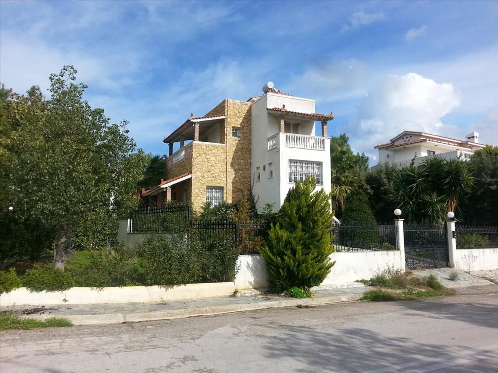 House in Nea Makri, Greece, 230 sq.m - picture 1