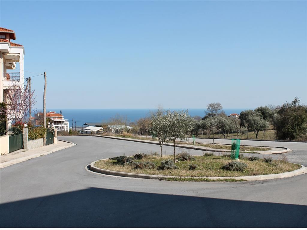 Land in Pieria, Greece, 715 sq.m - picture 1