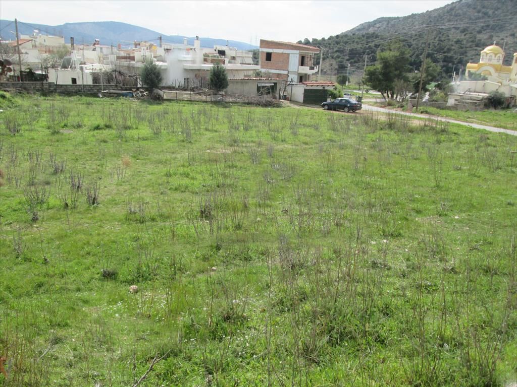 Land in Attica, Greece, 2 600 sq.m - picture 1