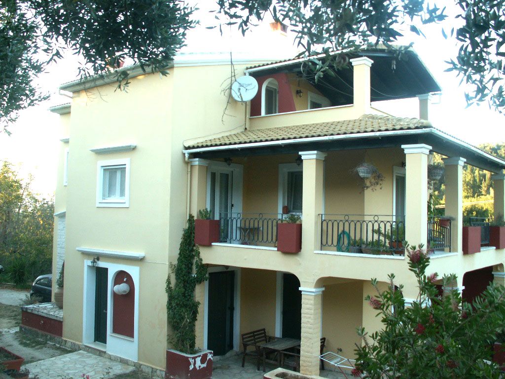 House in Corfu, Greece, 218 sq.m - picture 1