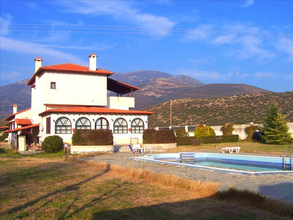 Villa in Poligiros, Greece, 805 sq.m - picture 1