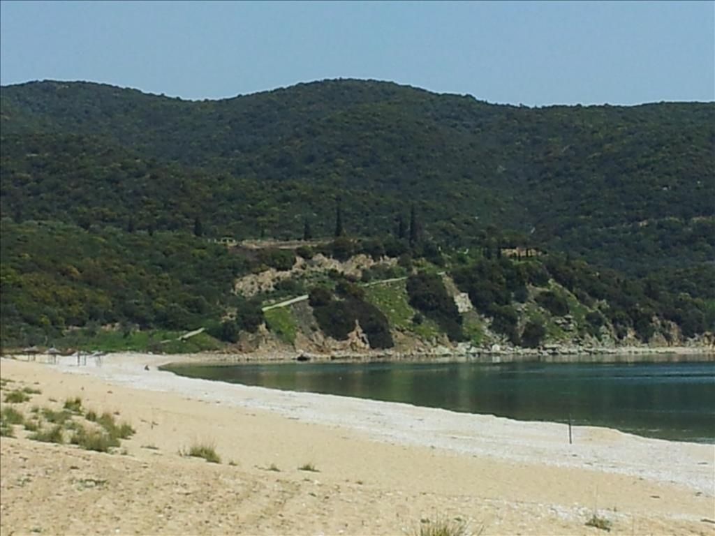 Land in Sithonia, Greece, 13 180 sq.m - picture 1