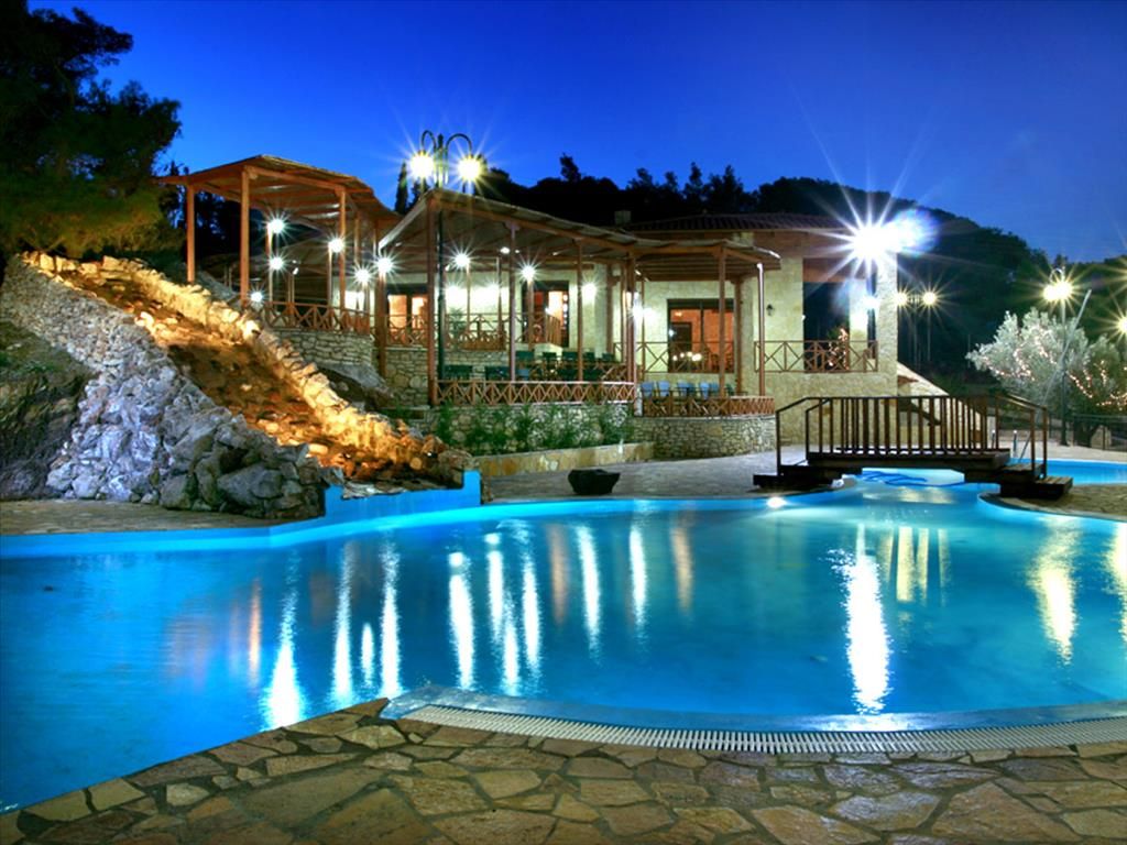 Villa in Corinthia, Griechenland, 378 m2 - Foto 1