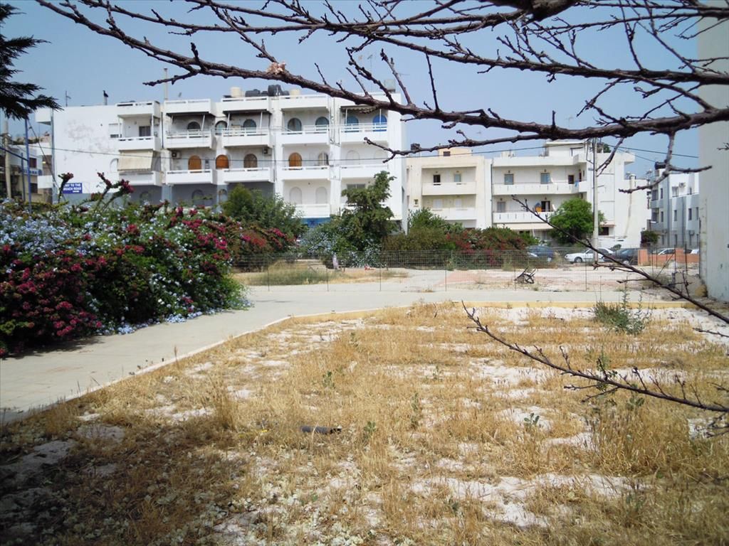 Land in Hersonissos, Greece, 335 sq.m - picture 1