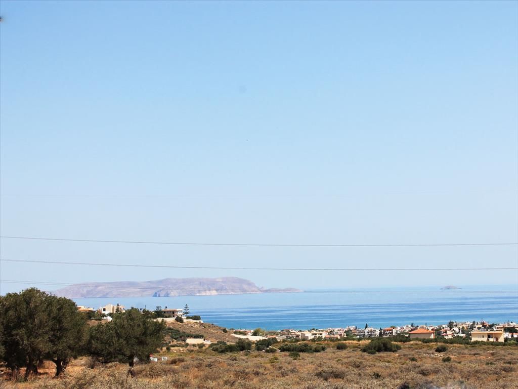 Land in Analipsi, Greece, 9 760 sq.m - picture 1