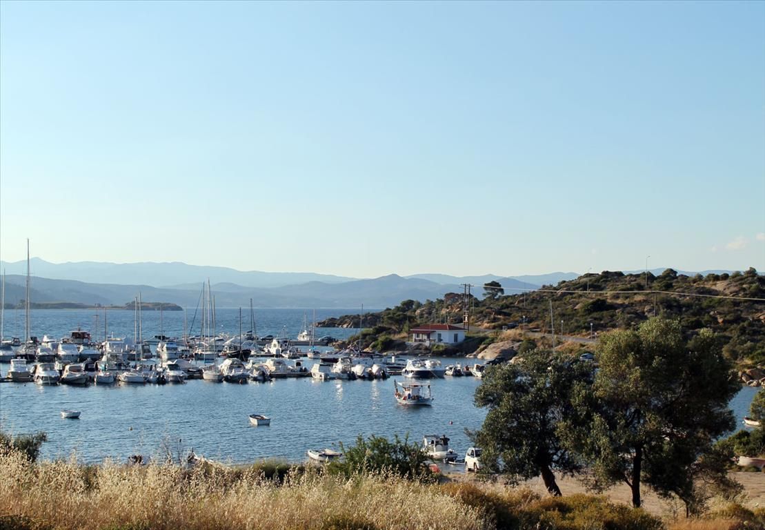 Land in Sithonia, Greece, 3 391 sq.m - picture 1