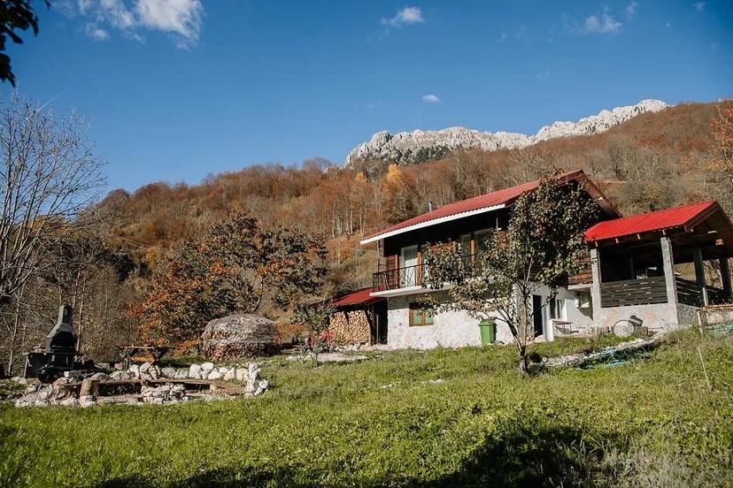 Haus in Kolasin, Montenegro, 164 m2 - Foto 1