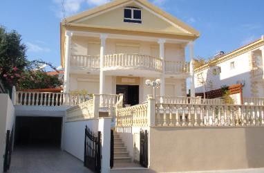 Villa in Limassol, Cyprus, 500 sq.m - picture 1