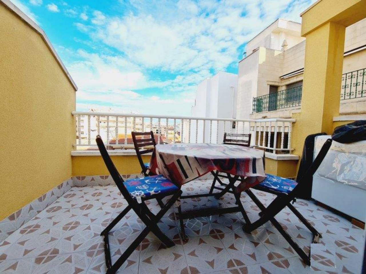 Penthouse in Torrevieja, Spain, 102 sq.m - picture 1