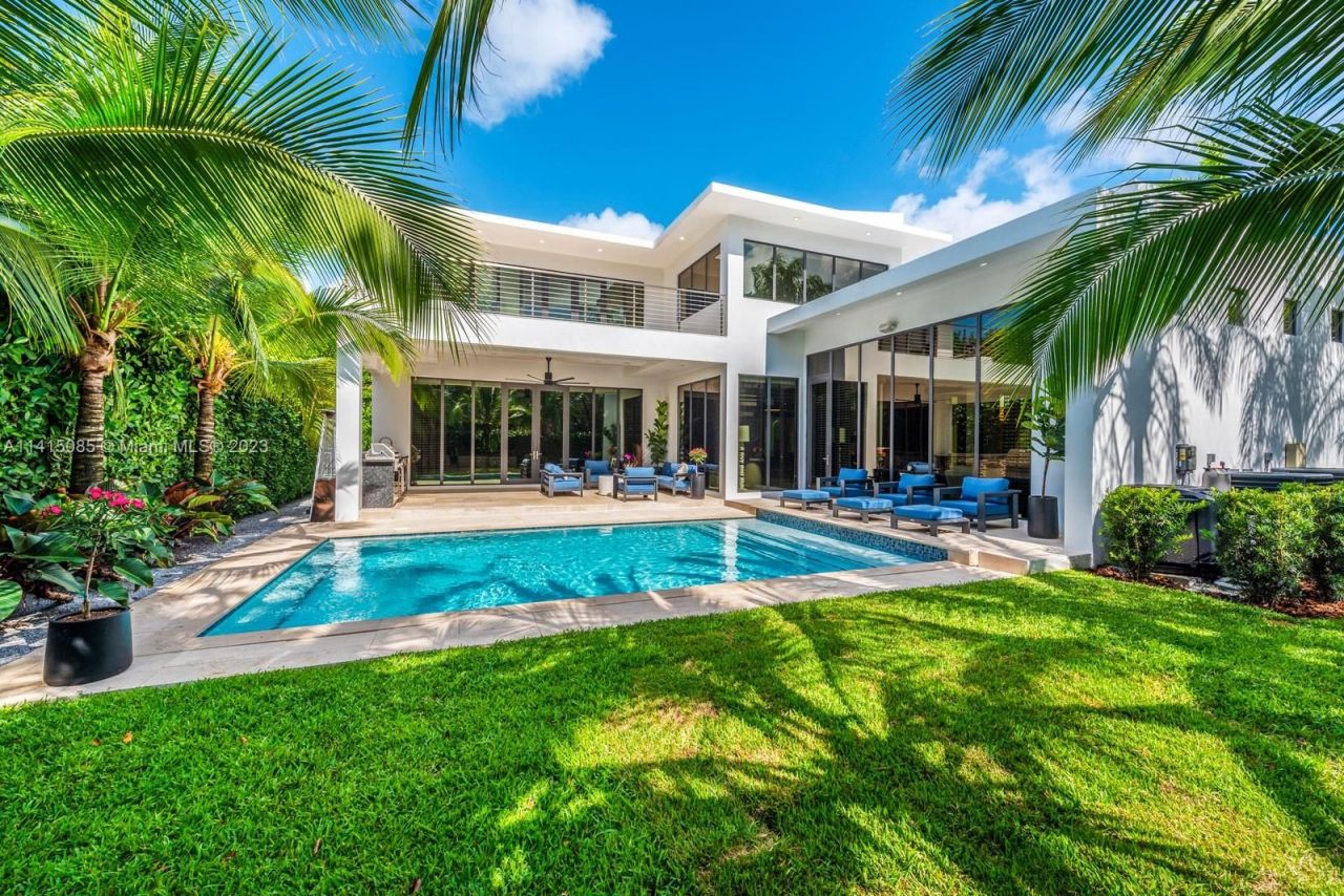 Villa in Miami, USA, 400 m2 - Foto 1