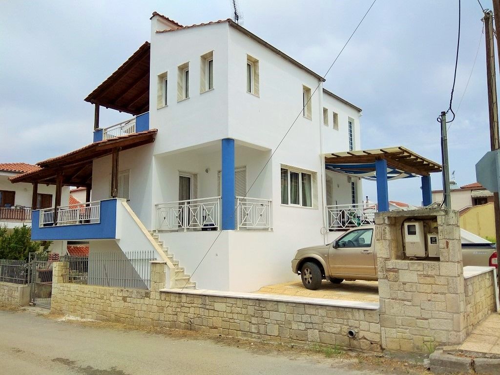 House in Sani, Greece, 215 sq.m - picture 1