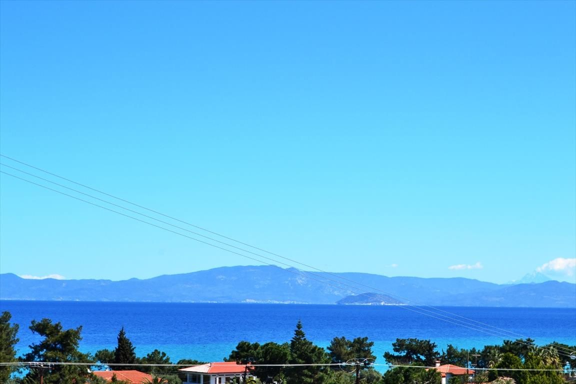 Land in Chalkidiki, Greece, 4 869 sq.m - picture 1