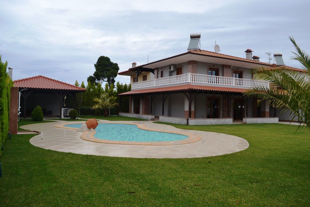 Villa in Kassandra, Greece, 200 sq.m - picture 1