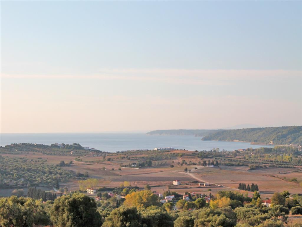 Grundstück in Chalkidiki, Griechenland, 60 000 m2 - Foto 1