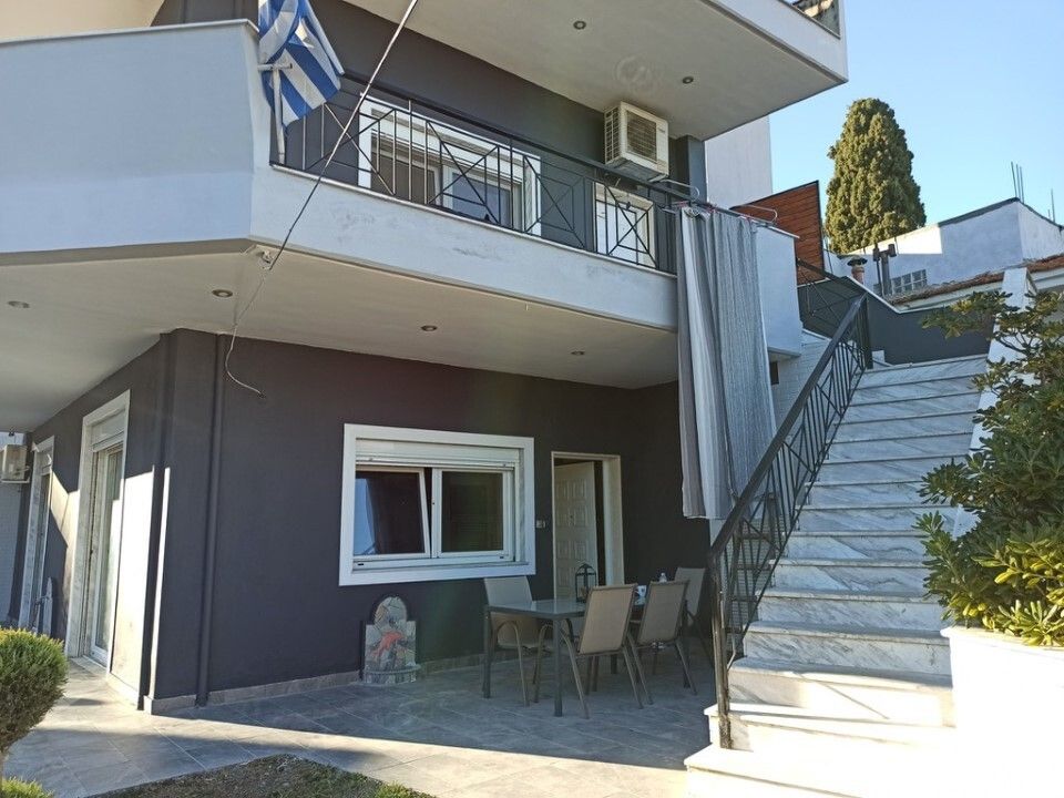 House in Thessaloniki, Greece, 305 sq.m - picture 1