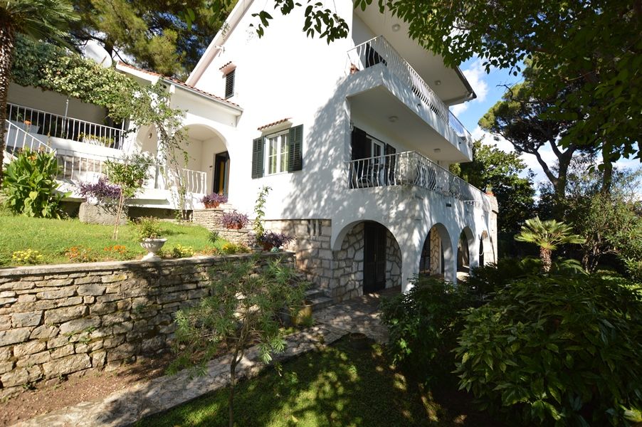 Haus in Herceg-Novi, Montenegro, 162 m2 - Foto 1