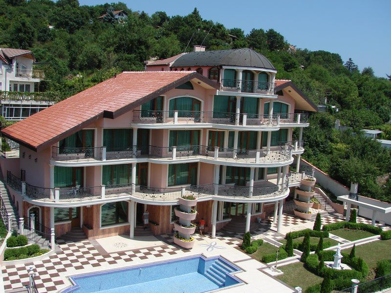 Hotel en Varna, Bulgaria, 2 000 m2 - imagen 1