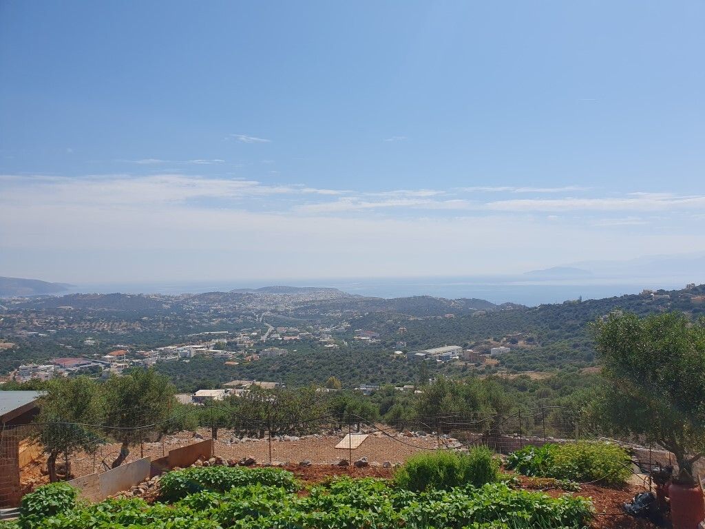 Land in Lasithi, Greece, 4 045 sq.m - picture 1
