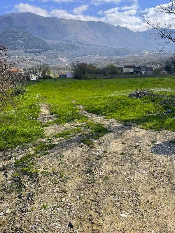 Land in Kotor, Montenegro, 3 514 sq.m - picture 1