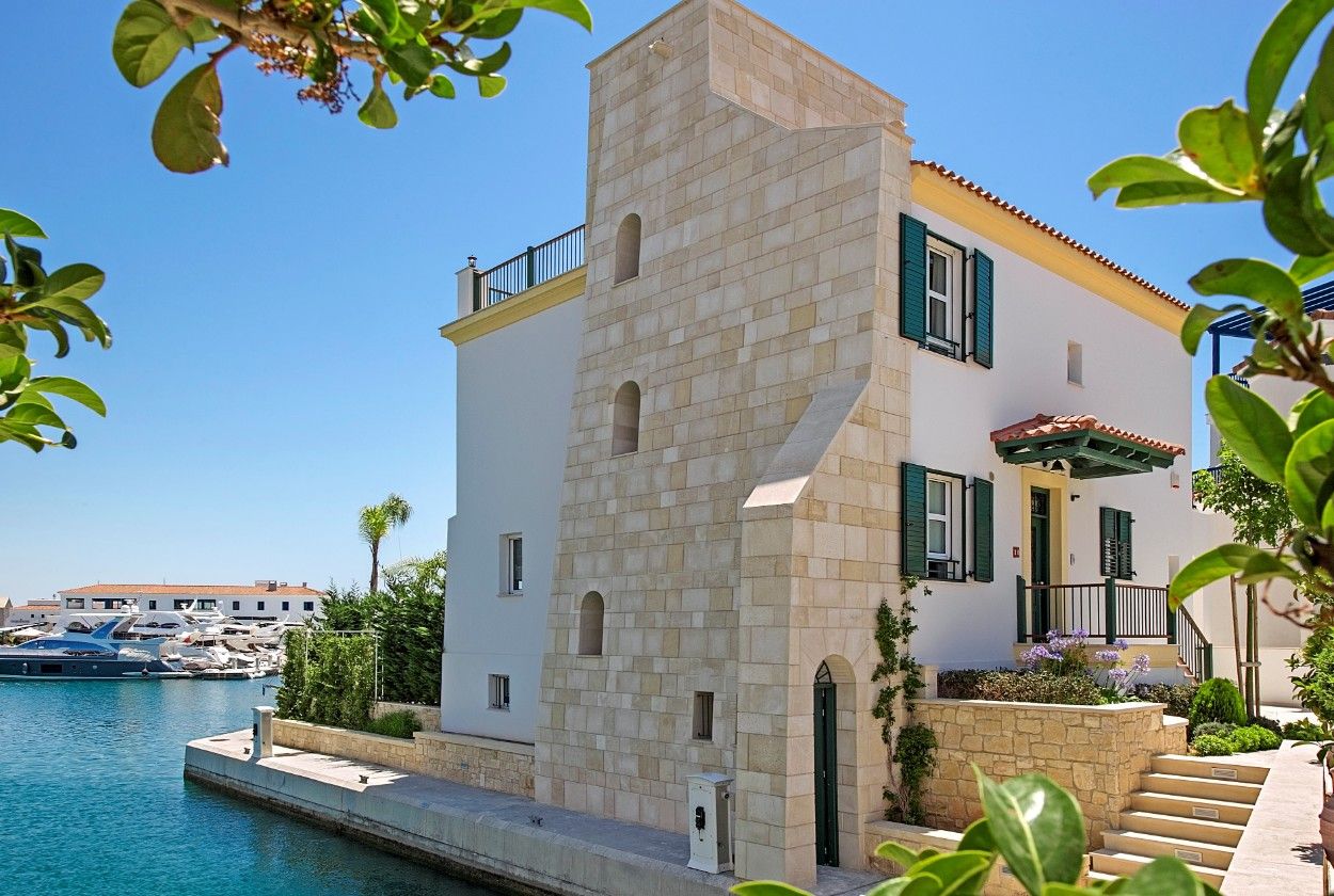 Villa in Limassol, Cyprus, 511 sq.m - picture 1