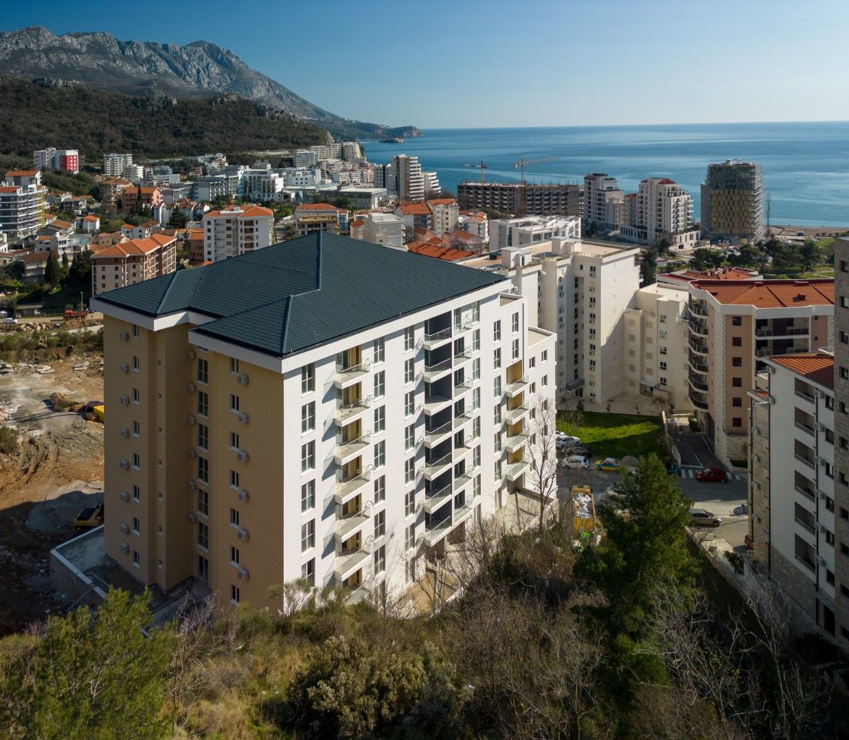 Appartement à Becici, Monténégro, 150 m2 - image 1
