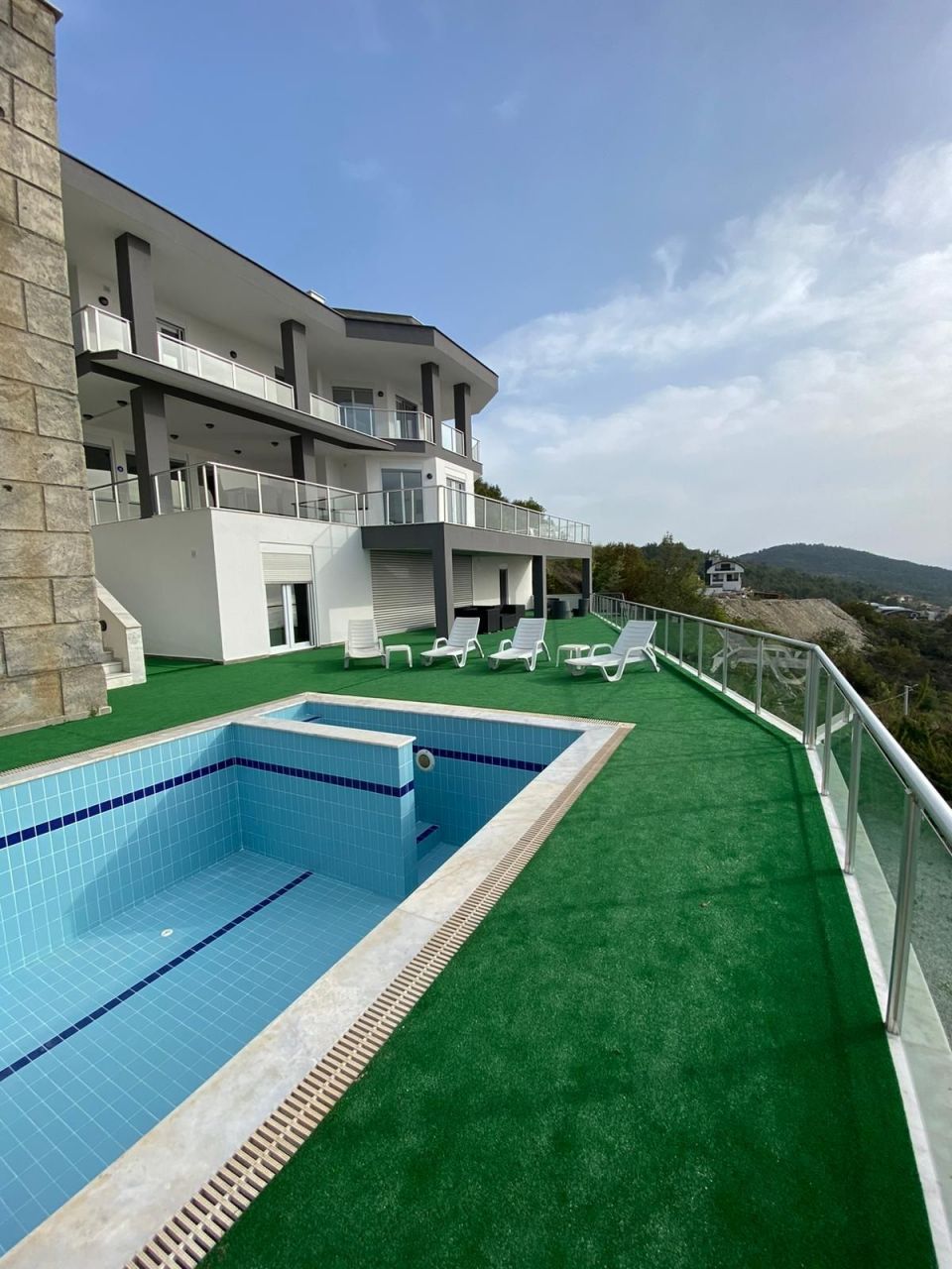 Villa à Alanya, Turquie, 330 m2 - image 1