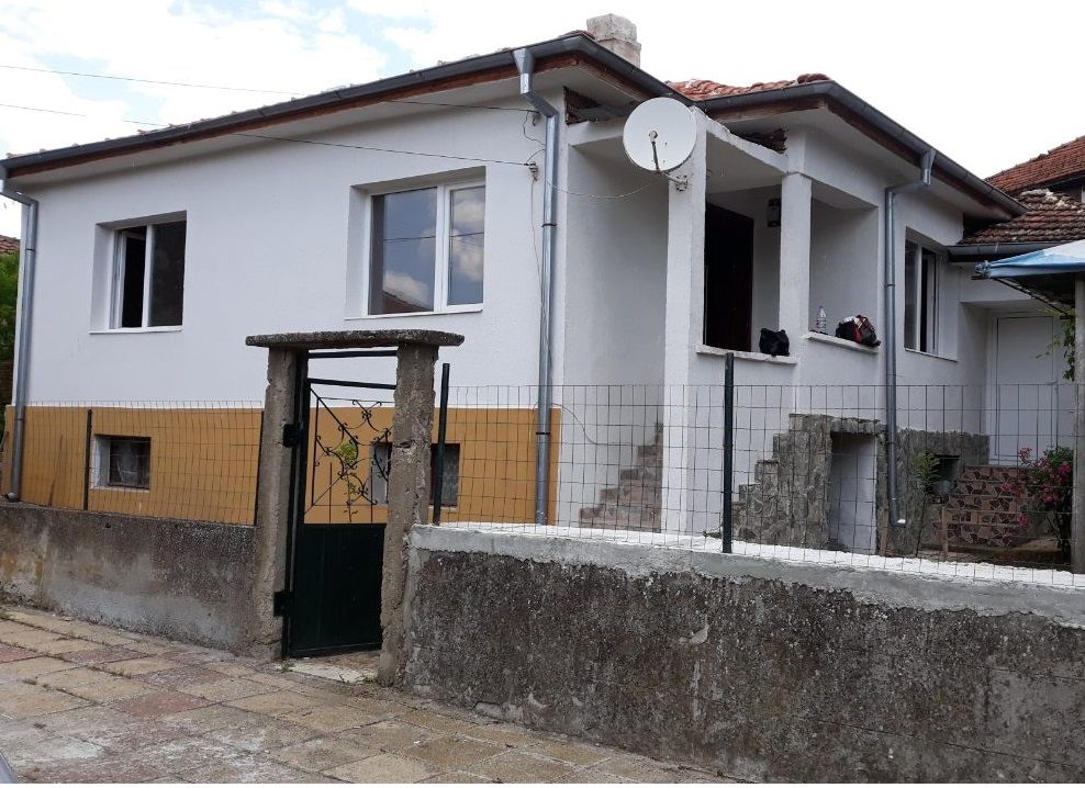 House in Brodilovo, Bulgaria, 120 sq.m - picture 1