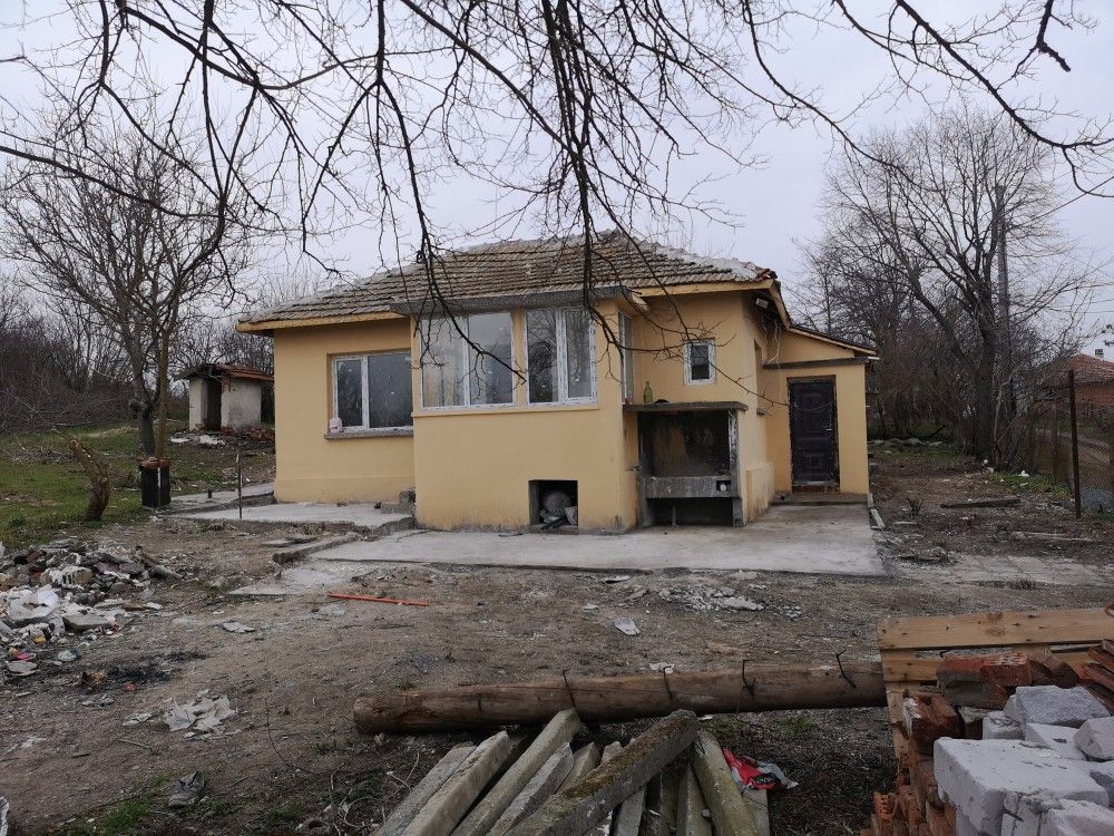Haus in Debelt, Bulgarien, 100 m2 - Foto 1