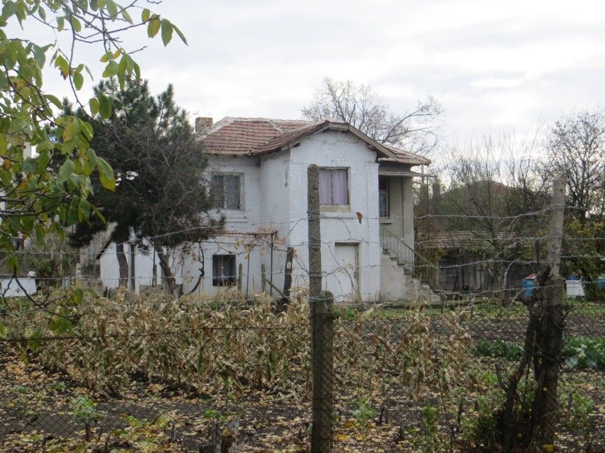 House in Troyanovo, Bulgaria, 100 sq.m - picture 1