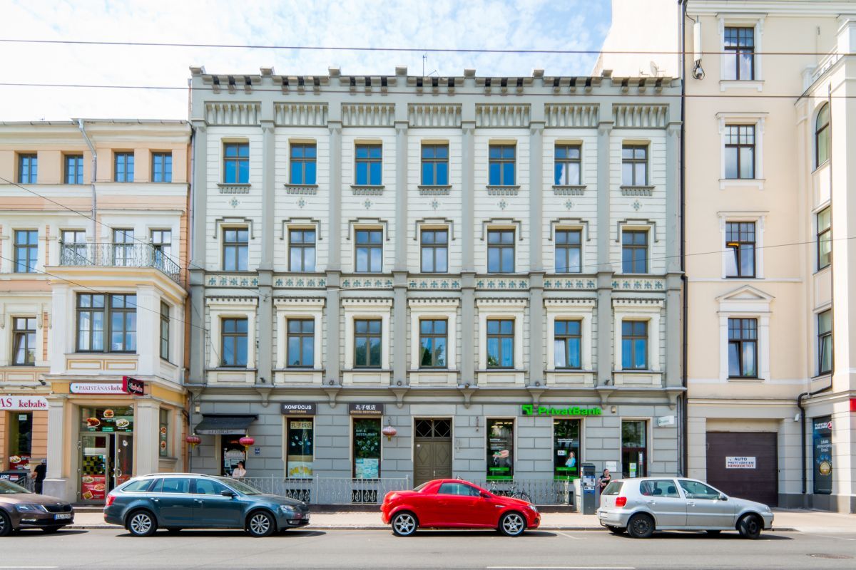 Casa en Riga, Letonia, 2 451 m2 - imagen 1