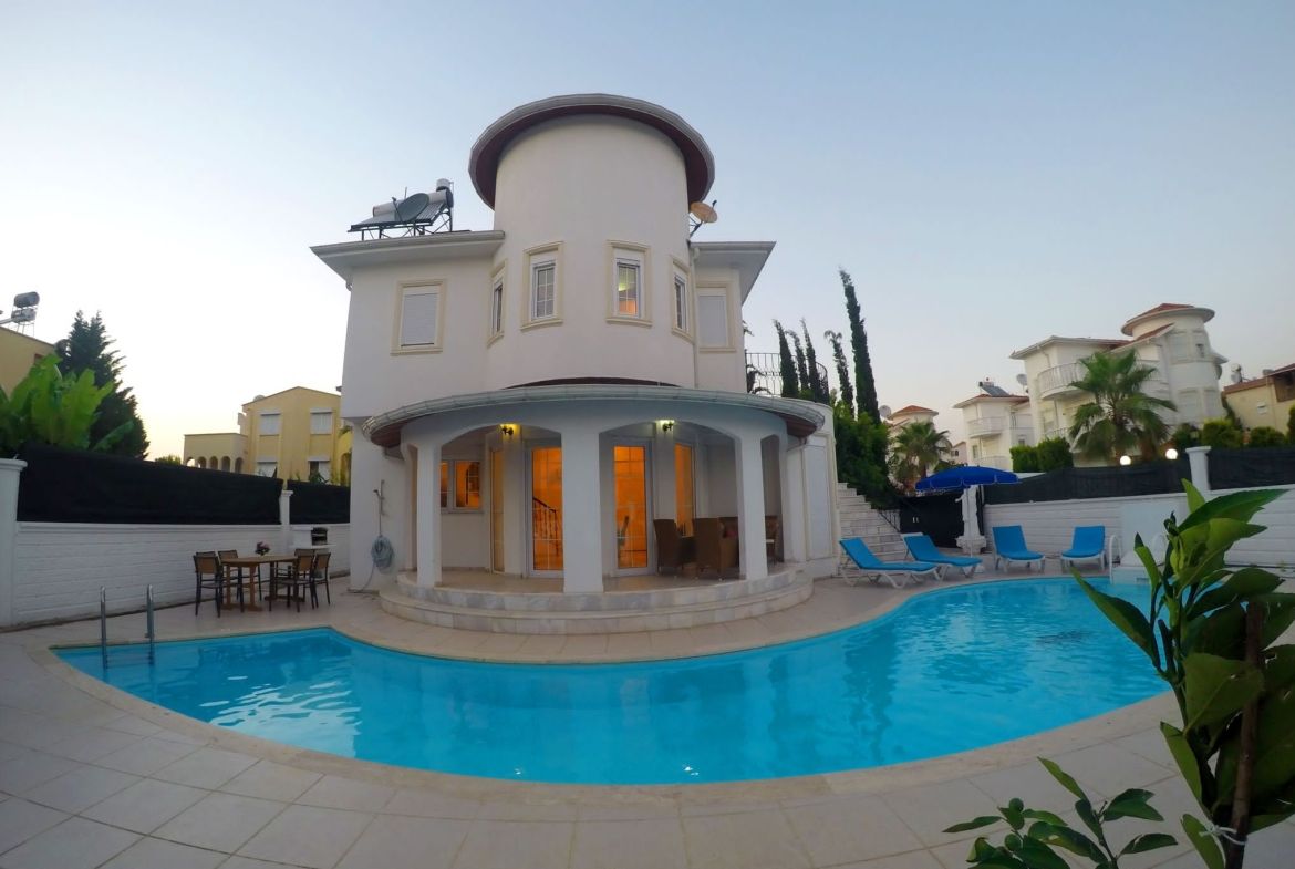 Villa in Belek, Turkey, 150 sq.m - picture 1