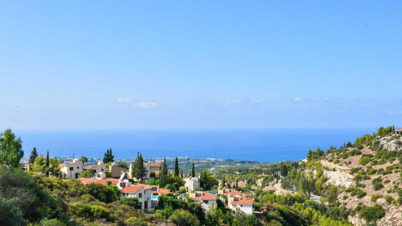 Villa in Paphos, Cyprus, 206 sq.m - picture 1
