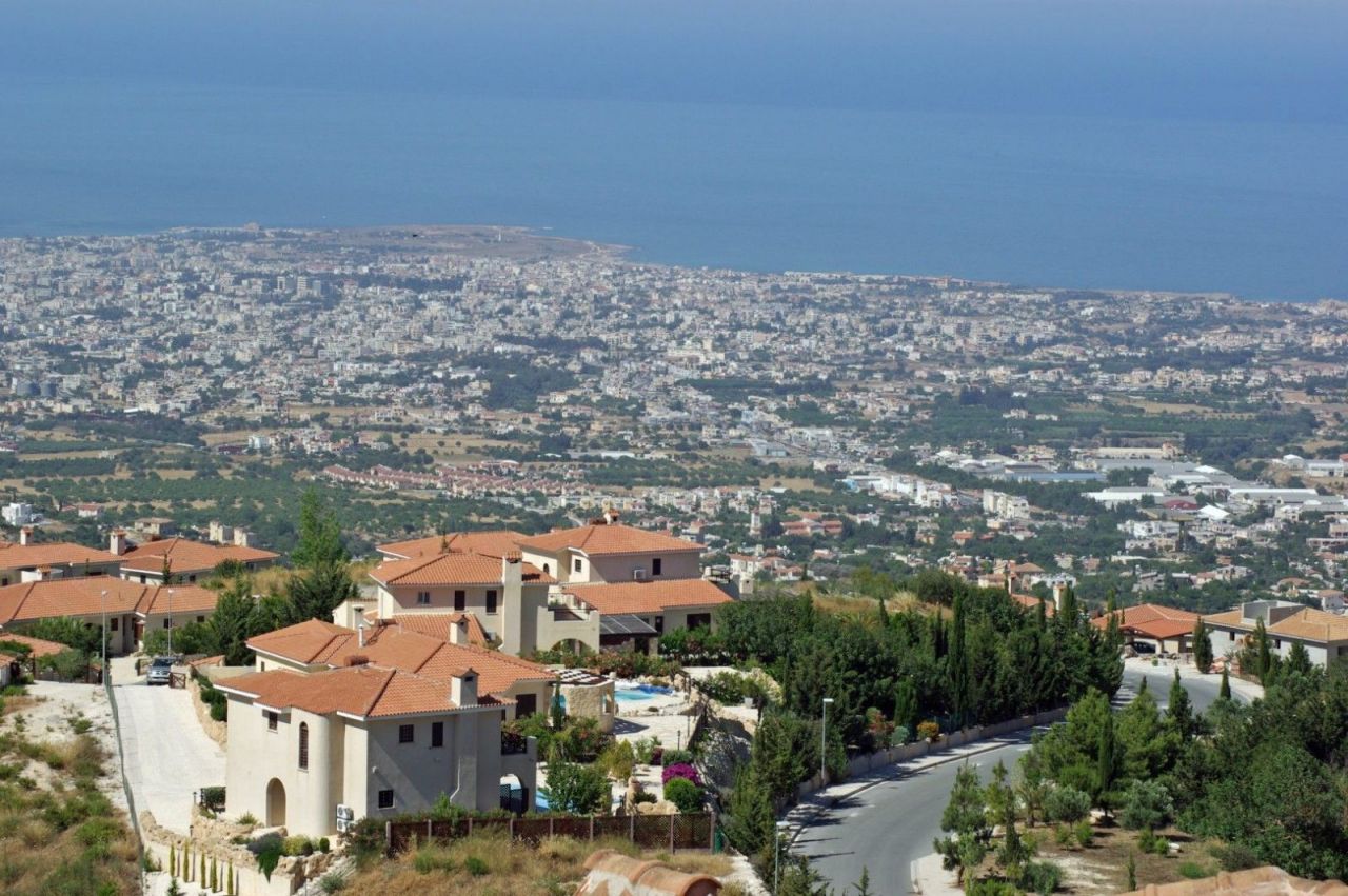 Villa in Paphos, Cyprus, 167 sq.m - picture 1