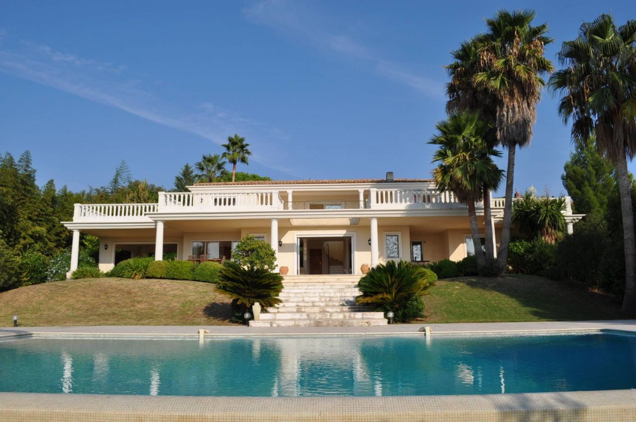 Villa in Antibes, Frankreich, 250 m2 - Foto 1