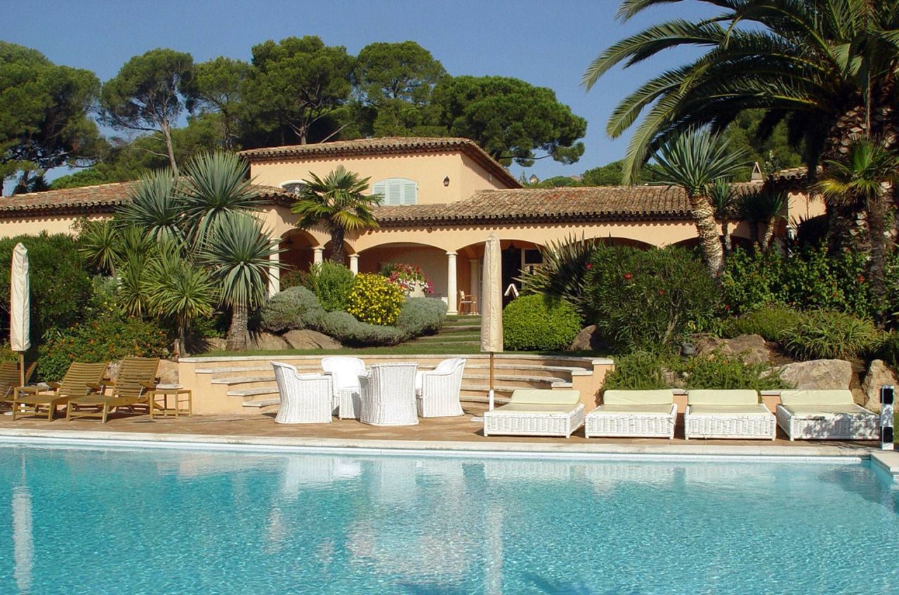 Villa en Saint-Tropez, Francia, 700 m2 - imagen 1