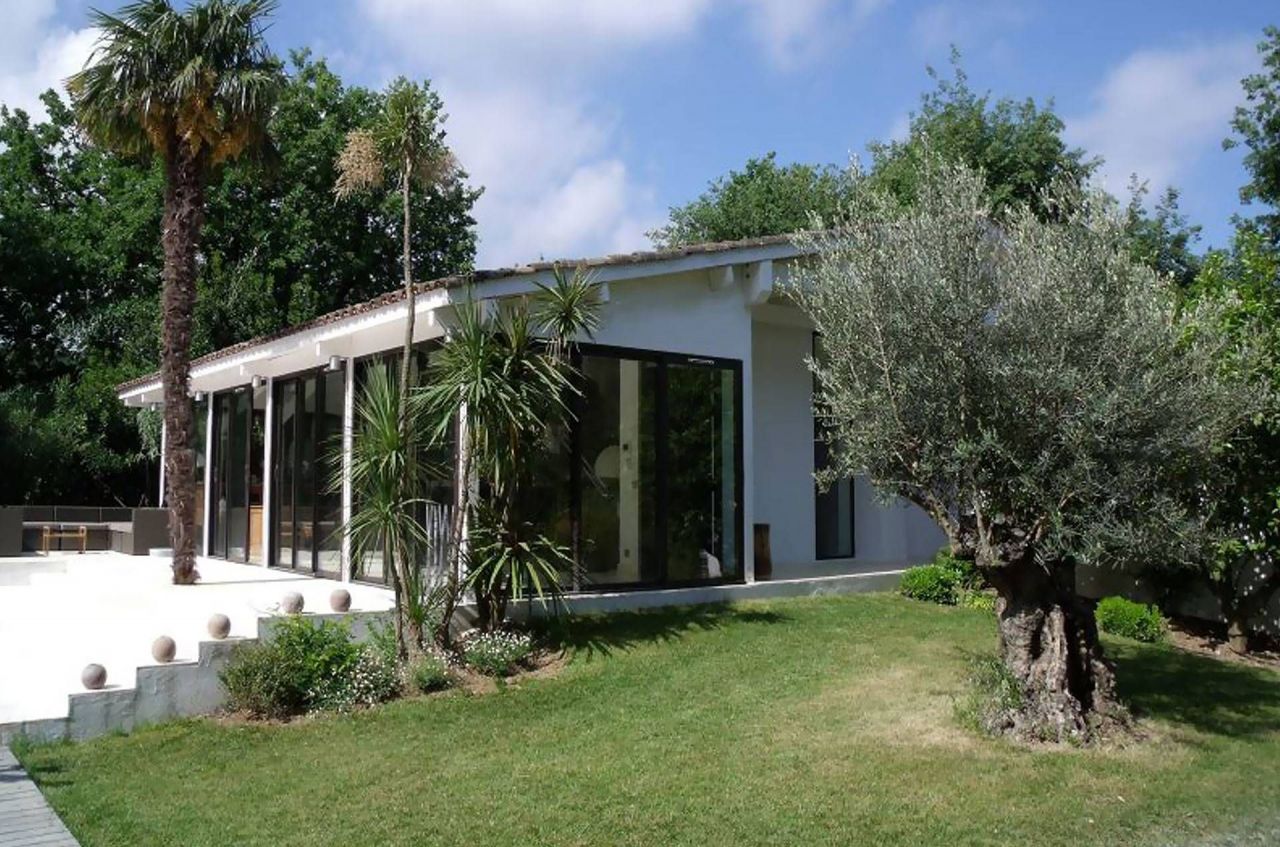 Villa in Saint-Tropez, Frankreich, 225 m2 - Foto 1