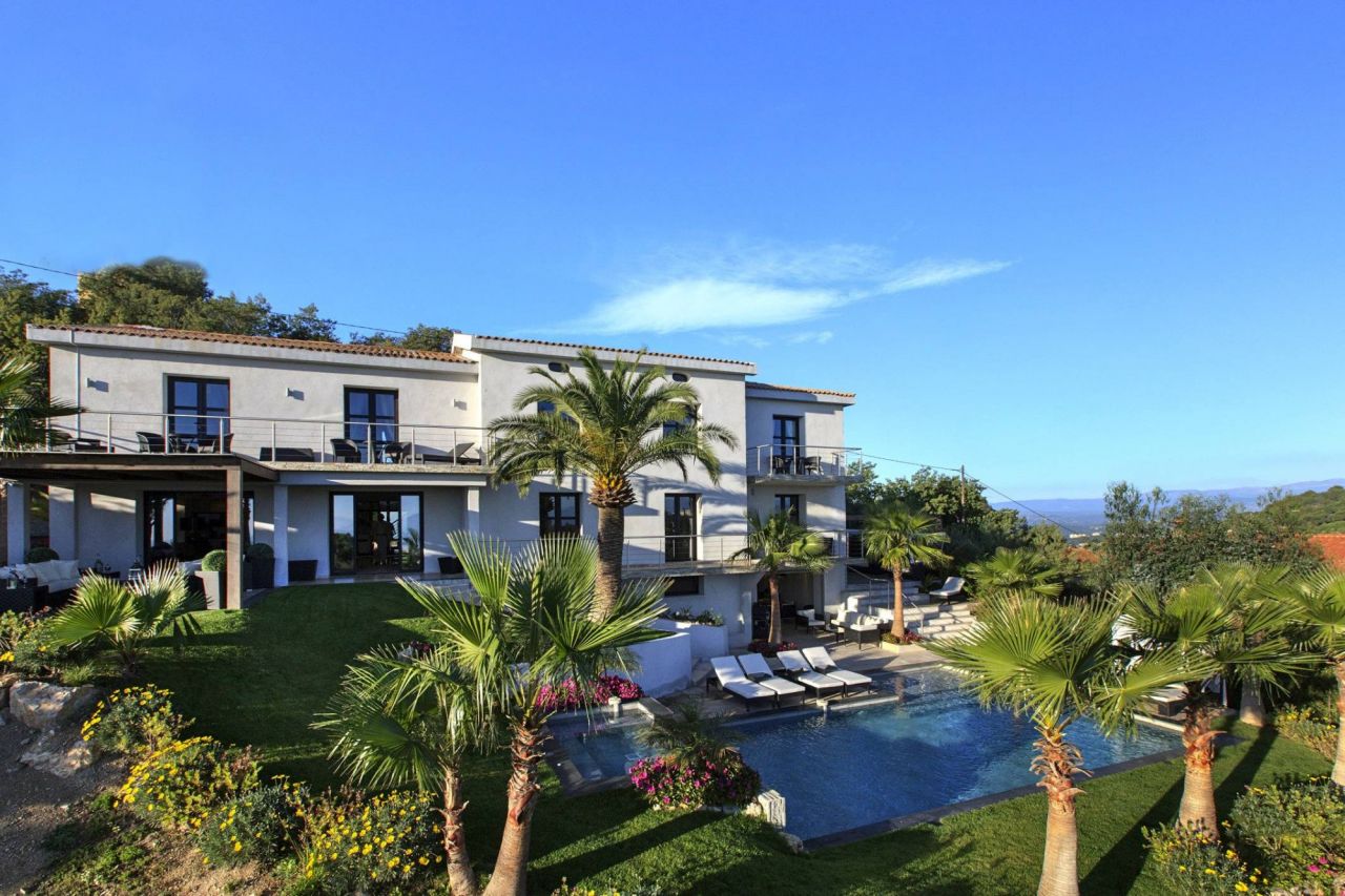 Villa en Cannes, Francia, 400 m2 - imagen 1