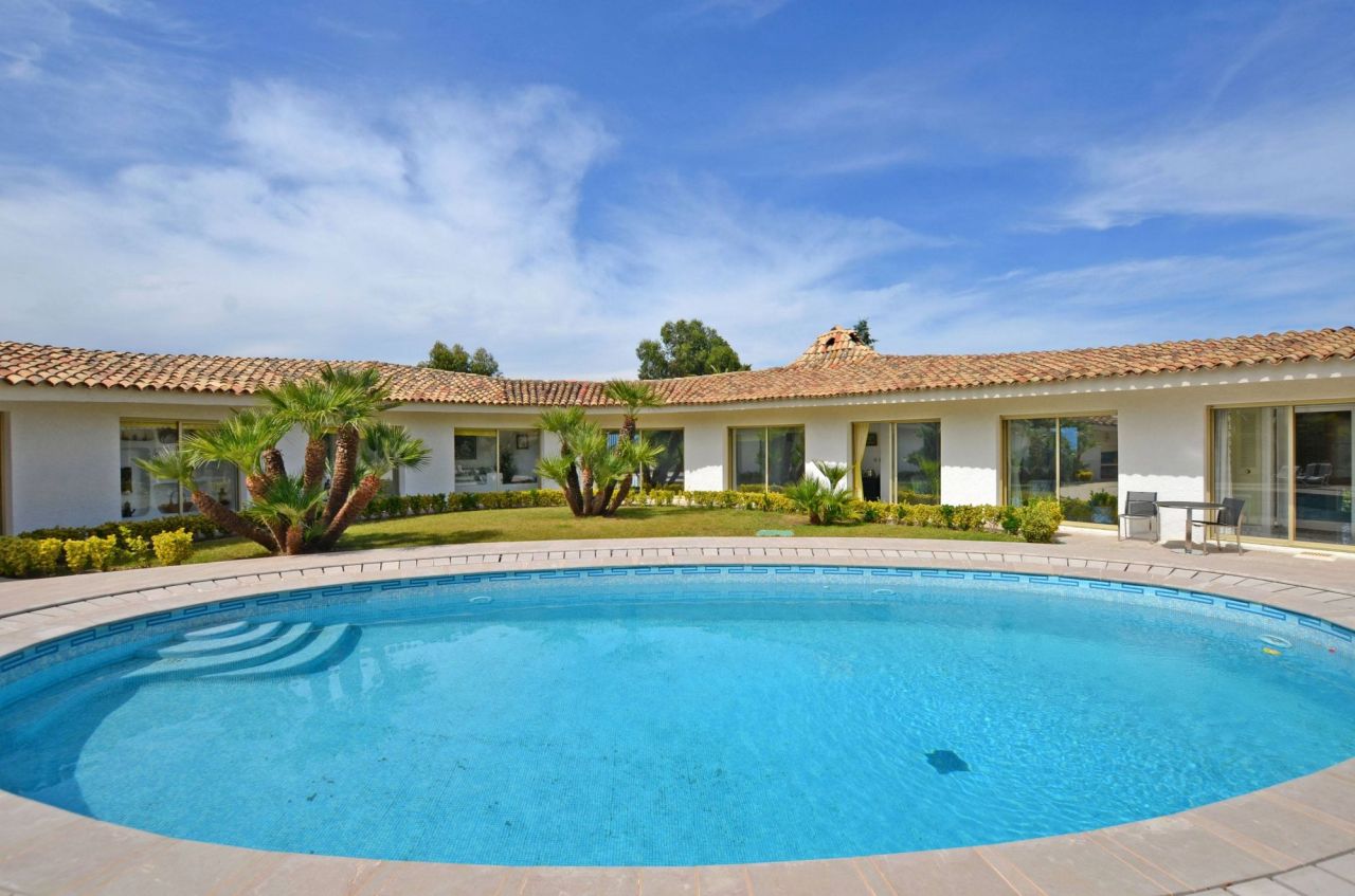 Villa in Cannes, Frankreich, 350 m2 - Foto 1
