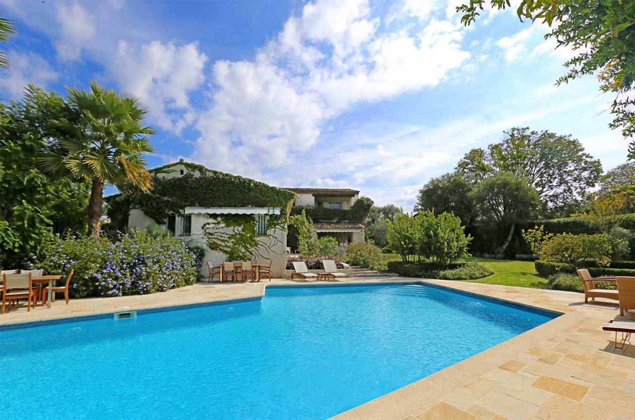 Villa in Antibes, Frankreich, 320 m2 - Foto 1