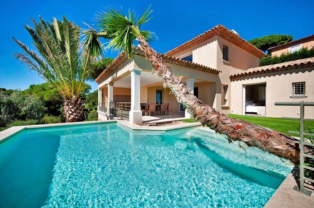 Villa in Saint-Maxime, France, 205 sq.m - picture 1