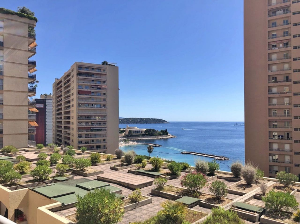 Apartment in Monaco, Monaco, 125 sq.m - picture 1