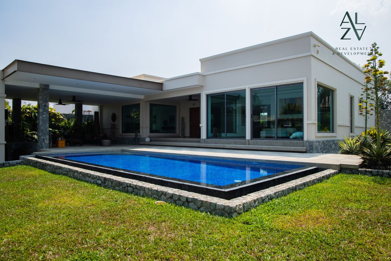 Villa en Pattaya, Tailandia, 318 m2 - imagen 1