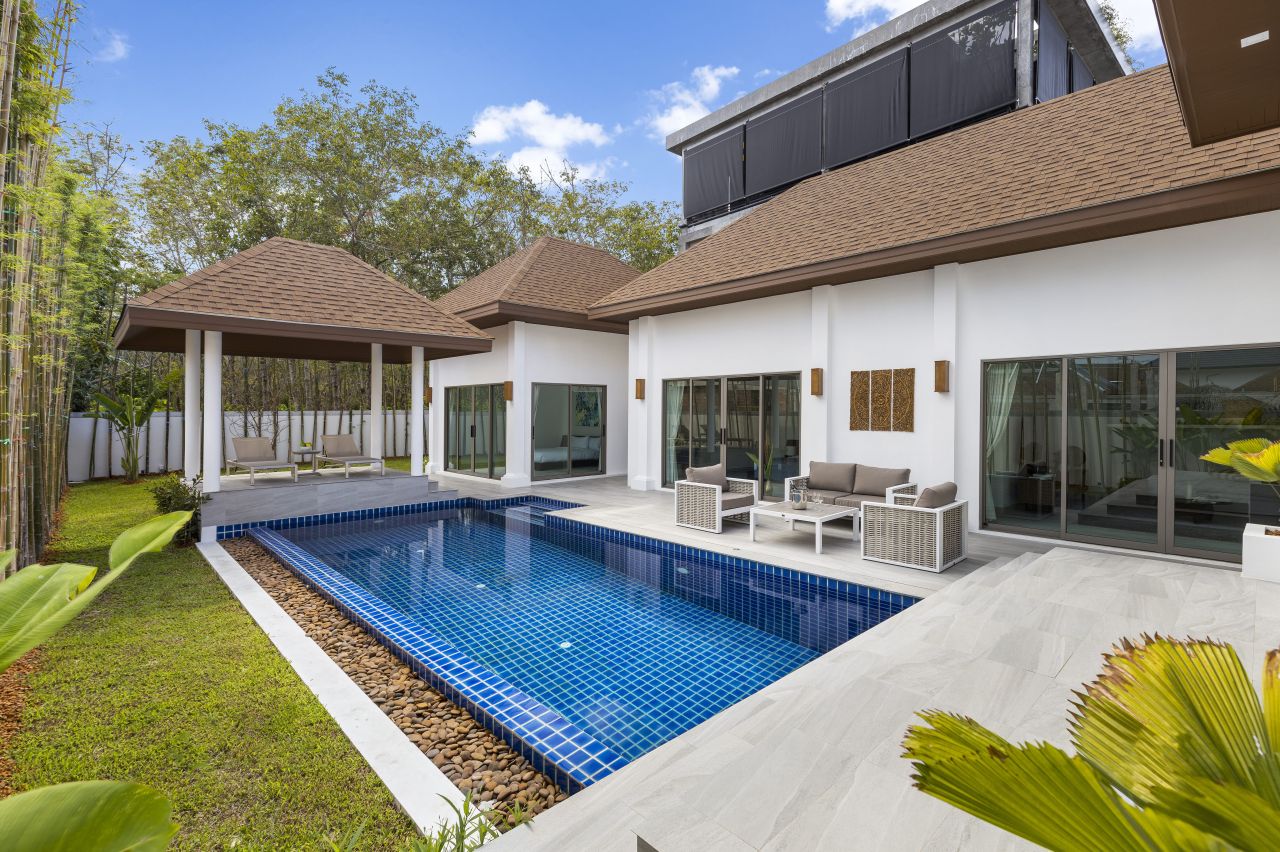 Villa on Phuket Island, Thailand, 265 sq.m - picture 1