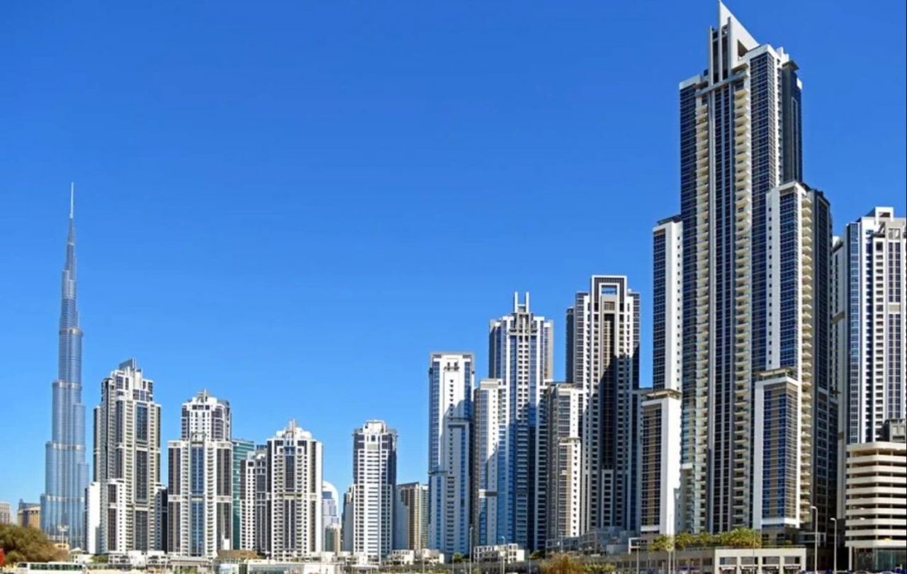 Office in Dubai, UAE, 142.7 sq.m - picture 1
