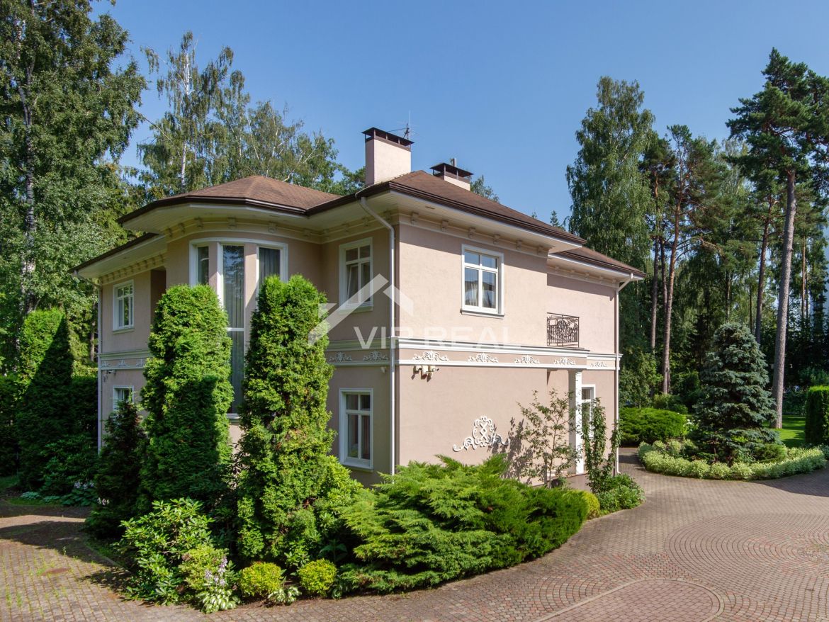 Haus in Jūrmala, Lettland, 600 m2 - Foto 1