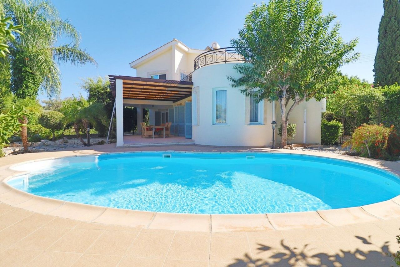 Villa in Paphos, Zypern, 189 m2 - Foto 1