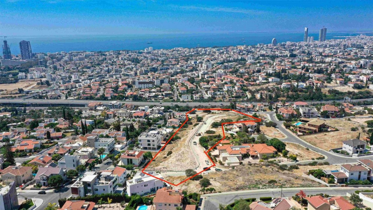 Land in Limassol, Cyprus, 535 sq.m - picture 1