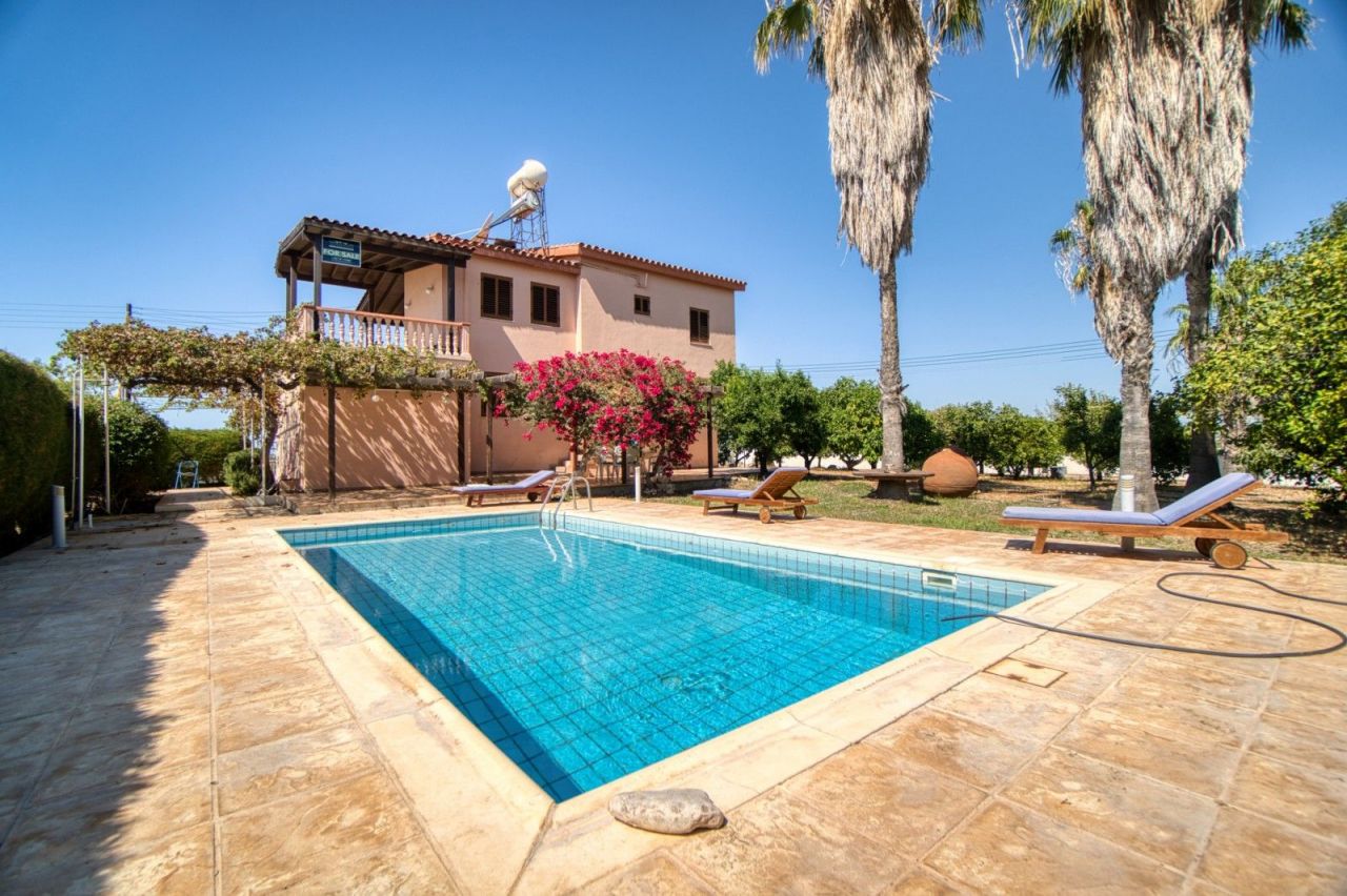Villa in Paphos, Cyprus, 211 sq.m - picture 1